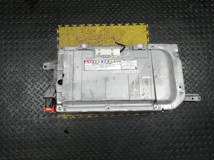 Высоковольтная батарея Тойота Аква в Алдане 105061