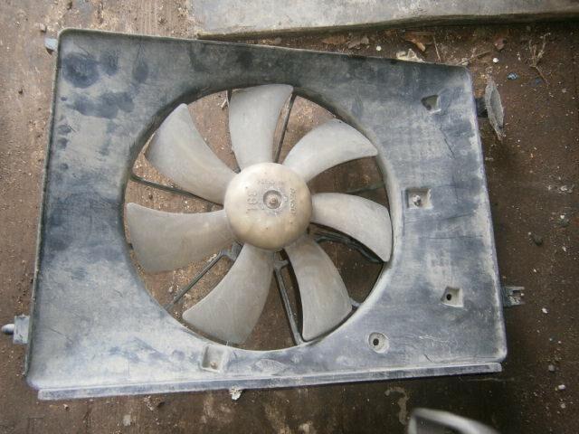 Диффузор радиатора Хонда Джаз в Алдане 24051