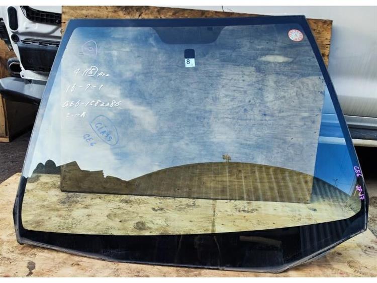 Лобовое стекло Хонда Фит в Алдане 255791