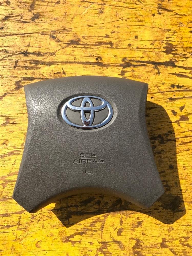 Airbag водительский Toyota Camry