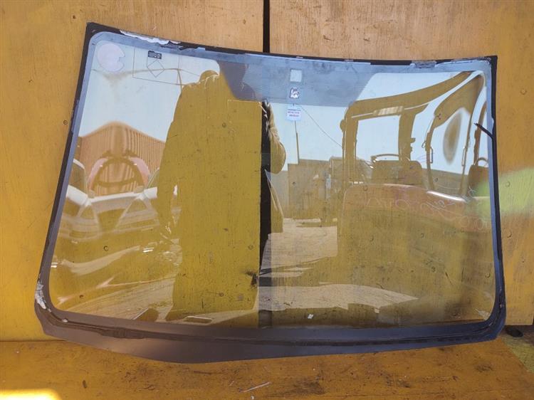 Лобовое стекло Тойота Аллион в Алдане 47998