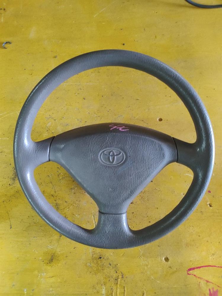 Руль Toyota Vista