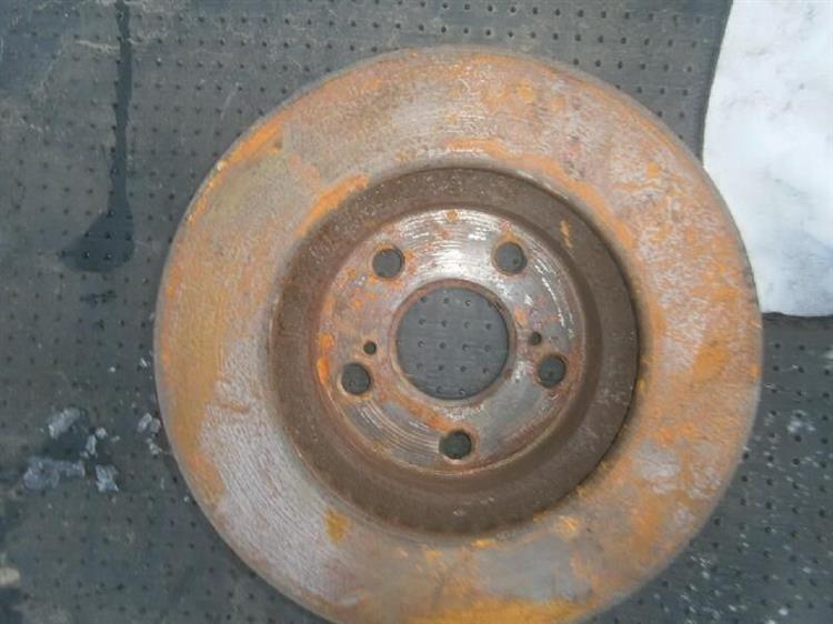 Тормозной диск Тойота Приус в Алдане 65169