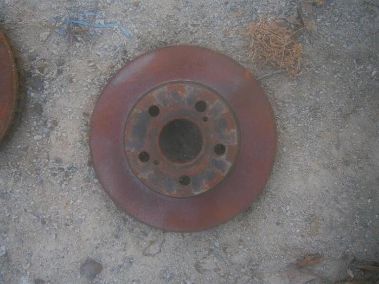 Тормозной диск Тойота Приус в Алдане 81565