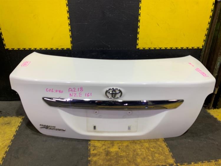 Крышка багажника Тойота Королла Аксио в Алдане 95512